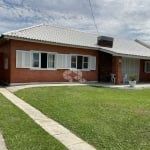 Casa à venda, com 4 quartos/dormitórios, 2 vagas/box, em Atlântida, Xangri-lá/RS