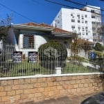 Casa Residencial ou Comercial no Bairro Cristo Redentor