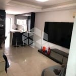 Sobrado no Centro de Camboriú com piscina, 2 quartos, 3 banheiros, 1 vaga e 82m²