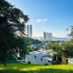 Terreno em condomínio fechado com vista mar na Barra em Balneário Camboriú