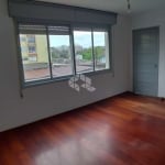 Apartamento 3 dormitórios / quartos - Bairro Cristal c/ garagem coberta