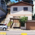 Terreno com  casas no bairro São Roque