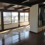 Cobertura com 2 Dorms e 3 banheiros com 237 m²