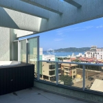 Cobertura duplex(apartamento) com três dormitórios em Mariscal Bombinhas/SC