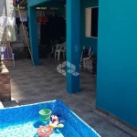 Casa com 02 dormitórios à venda no bairro Nova Santa Marta, em Santa Maria.