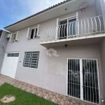 Casa à venda com 03 dormitórios e sala comercial no bairro Camobi, em Santa Maria.