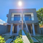 CASA NOVA NO CAMPECHE COM 3 SUÍTES E 2 VAGAS PRÓXIMA À PRAIA