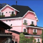 Pousada/hotel/Prédio à venda no Centro de Gramado.