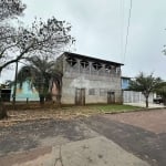 Vendo terreno com estrutura residencial e comercial.