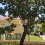 Casa 3 dormitórios, sendo 1 Suíte com hidro, sala de estar, sala de jantar, cozinha, espaço gourmet com churrasqueira no Bairro Bela Vista em Canoas.