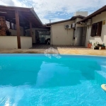 Casa de Veraneio em Capão Novo: Piscina, Lazer e Conforto para seus Momentos Inesquecíveis