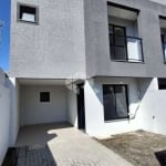 Sobrado com 3 quartos e 140,62m² para vender por R$ 618.000 no bairro Xaxim, em Curitiba-PR.