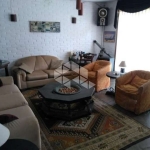 Casa 4 quartos no bairro Vila Assunção, com 2 andares.