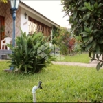 Crédito Real vendeCasa/Sobrado com 5 dormitorios/quartos e piscina no bairro parque Santa Fé em Porto Alegre-RS