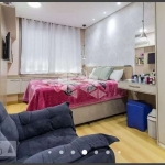 Apartamento de 3 dormitórios/quartos na Av Cavalhada em Porto Alegre-RS