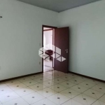 CASA/ SOBRADO COM 210M² 3 DORMITÓRIOS COM VÁRIAS VAGAS - MATHIAS VELHO