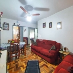 Apartamento térreo semimobiliado, 2 quartos/2 quartos/dormitórios,1 vaga coberta, a venda bairro Humaitá, Porto Alegre