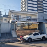 Casa com dois pavimentos em Capoeiras, florianópolis-SC