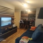 Apartamento em Jardim Peri