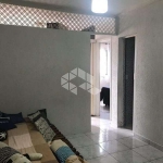 Apartamento em Vila Constança