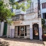 Crédito Real vende CASA comercial / residencial no bairro Floresta em Porto Alegre - RS.