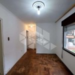 Apartamento à venda com 01 dormitório / quarto e vaga rotativa na rua Gomes de Freitas no bairro Jardim Itu em Porto Alegre / RS.