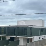 Casa residencial com 03 dormitórios sendo 3 suíte, 1 vaga de garagem no Alto Ribeirão - Florianópolis/SC