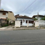 Terreno com 363 m² no bairro Agronômica em Florianópolis.