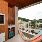 APARTAMENTO SEMIMOBILIADO COM 2 QUARTOS SENDO 1 SUÍTES NO BAIRRO JOÃO PAULO EM FLORIANÓPOLIS/SC