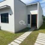 Casa com 3 quartos (sendo 1 suíte), 1 vaga de garagem e 84,01 m² de área construída na Encantada em Garopaba SC