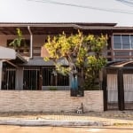 SOBRADO COM 3 DORMITORIOS, DUAS SUITES, AREA GOURMET E TOTALMENTE MOBILIADO