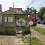 Casa com 2 Dormitórios no Bairro São Geraldo em Porto Alegre