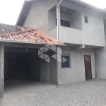 Casa 3 dormitórios com 1 suíte bairro Vargem Grande