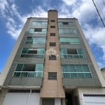 Apartamento com dois dormitórios sendo 1 suíte na Meia Praia , com 1 vaga de garagem , mobiliado