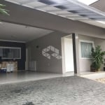 Casa 1 suíte + 2 quartos/dormitórios no bairro Vila Lalau em Jaraguá do Sul, SC