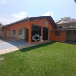 Casa 1 suíte + 3 dormitórios no Centro de Balneário Piçarras SC