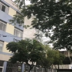 Baixou o preço.Apartamento tipo casa (térreo) e com garagem entre os bairros Azenha e Medianeira.