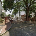 Apartamento de 03 dormitórios no bairro Santo Antônio com uma vaga de estacionamento.