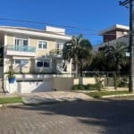 Casa à venda de 4 suítes na praia em Jurerê Internacional