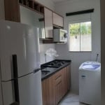 Apartamento na praia dos Ingleses, com 02 dormitórios.