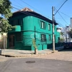 Casa 250m² , 4 dormitórios, 2 vagas, Menino Deus