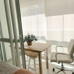 Studio com 22m² em Indianópolis,  Avenida Ibirapuera, mobiliado, com terraço envidraçado, sem vaga.