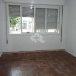 APARTAMENTO DE FRENTE 1 DORMITÓRIO NO BOM FIM!