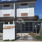 Casa Duplex nova, pronta para morar, com 02 dormitórios.