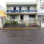 Casa a venda no bairro Centro