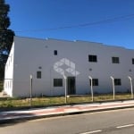 PRÉDIO COMERCIAL NO BAIRRO FORQUILHAS, EM SÃO JOSÉ, SC, MEDINDO 700M² DE ÁREA TOTAL, 02 PAVIMENTOS, E 15 VAGAS DE GARAGEM