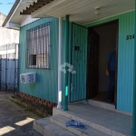 VILA IPIRANGA - Casa com apartamento nos fundos 2 (dois) dormitórios cada.