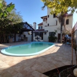 Espetacular casa com piscina em frente ao Guaíba no Bairro Ipanema