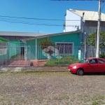 casa térrea com pátio no Bairro Partenon