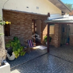 CASA COM 03 DORMITÓRIOS